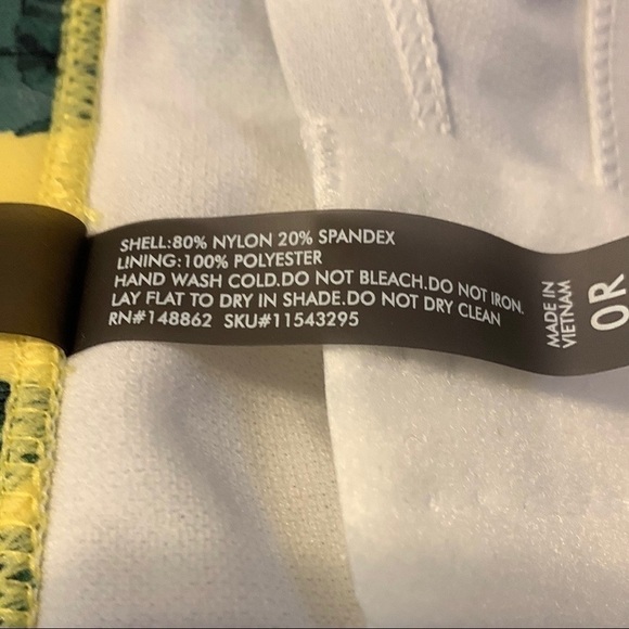 torrid Vixen Tankini Top NWT, Size 0R (See size chart), Yellow Floral. - Picture 4 of 8